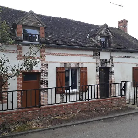 Holiday home Maison Chaleureuse Avec Cheminee Des Coudrais